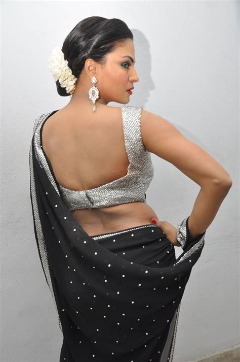 Hot Actresses Navel Show Veena Malik Tharika Waheeda