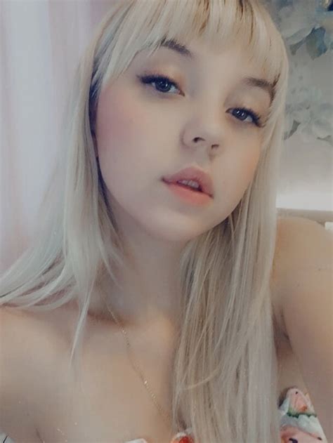 Blonde Barbie Stripchat Webcam Model Profile And Free Live Sex Show