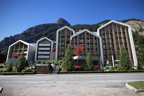 hotel des alpes  behance hotel exterior architecture hotel