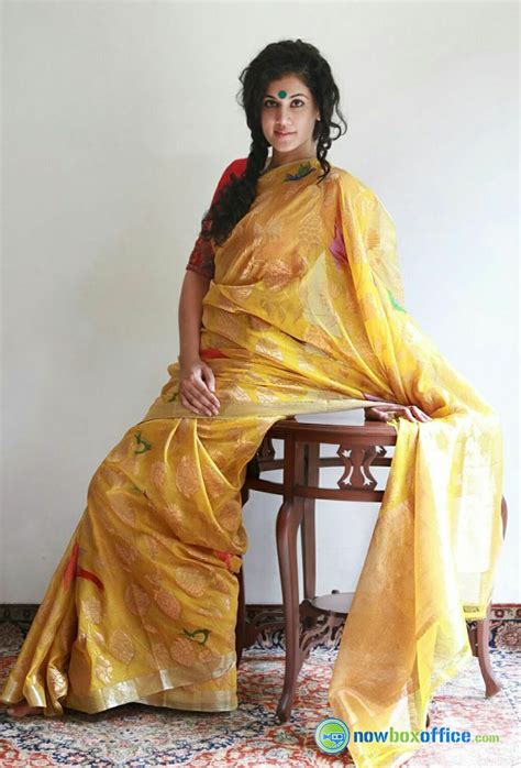 Indian Actress In Saree Collection Taapsee Hot Saree Pics