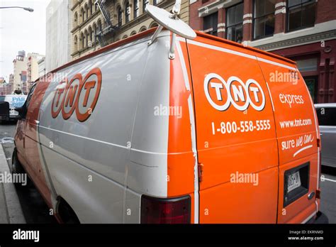 tnt express  res stock photography  images alamy