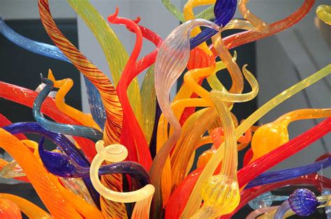 Public Art In Chicago Milwaukee Art Museum [ Blown Glass Sculpture