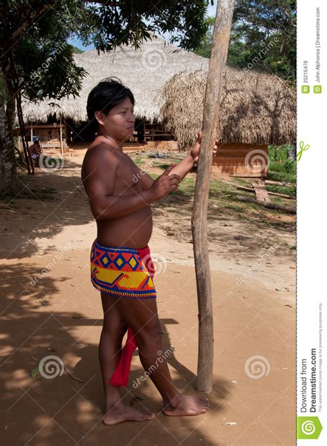 Nativo Americano De La Tribu De Embera Tusipono Panamá