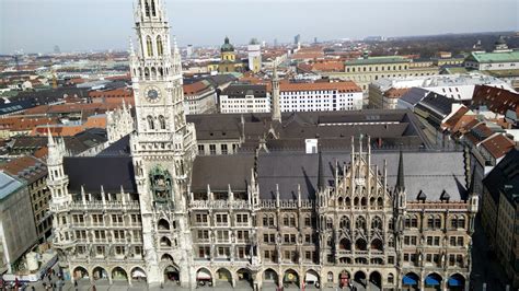 walking   munich  town germany visions  travel