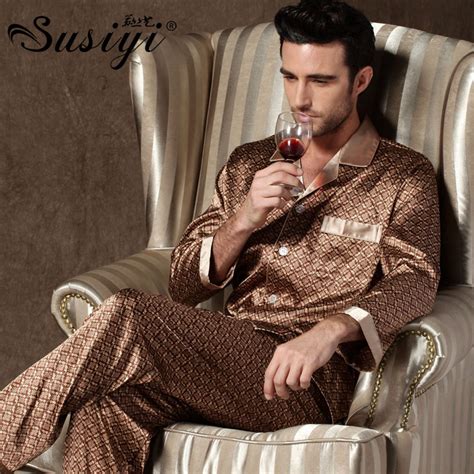 advantages  wearing mens silk pajamas carey fashion