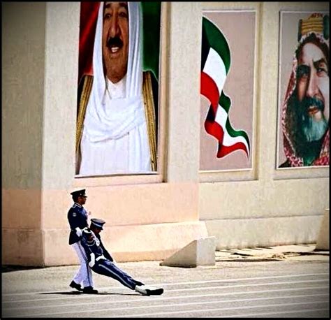 مدونة الساخر صورة فضيحة اغماء ضابط كويتي سنة ثانيه في
