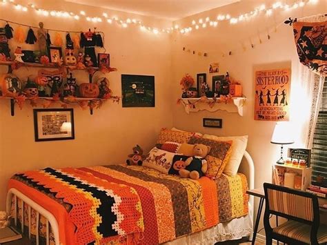 16 Best Halloween Decorations For Your Dorm Room Society19