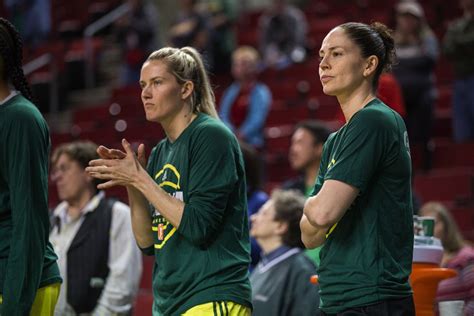 Sue Bird Returns To Storm Practice Says Knee Feels Good The Seattle