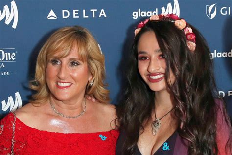 The Force Behind Jazz Jennings Is Unconditional Love Lgbtq Nation