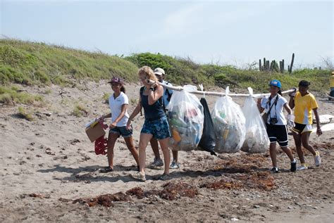 coastal cleanup images international coastal cleanup 2011 in jamaica
