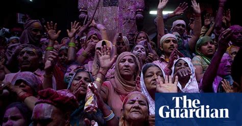 holi the hindu festival of colour in pictures world news the guardian