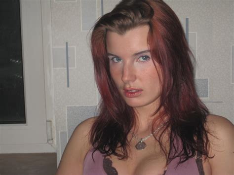 Sexy Russian Teen Red Hair Girl Leaked Amateur Photos 3