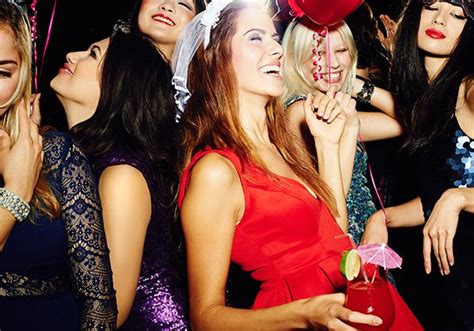 How To Plan A Bachelorette Party That Ll Save Everyone Money—and Headaches