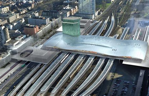 utrecht centraal accessibility information accessible travel netherlands