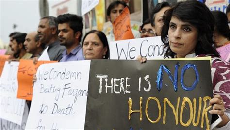 Pakistan Law Cracks Down On Honor Killings