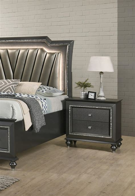 glam queen storage bedroom set p wled lights metallic grey