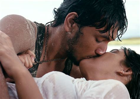 hot bollywood actress lip kiss pics hd group sex
