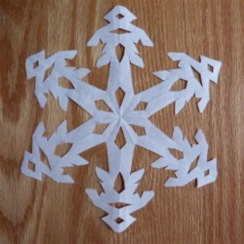 Winter Activities Ways To Make Paper Snowflakes Hubpages