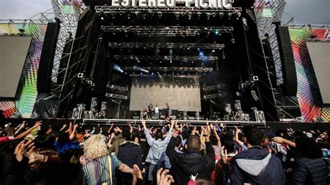 festival estéreo picnic 2022 conozca sus escenarios y los horarios