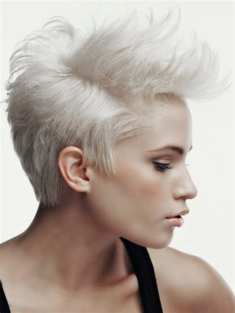 glossy short hairstyle ideas