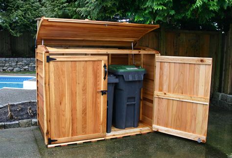 outdoor garbage bin storage  guide  keeping  yard clean
