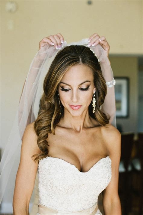 Gorgeous Wedding Veils With Hair Down To Inspire You Sang Maestro
