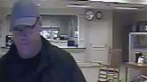Video Pace Bank Robbery Suspect Caught On Camera