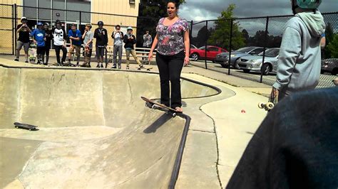 drunk mom busts ass at skatepark youtube