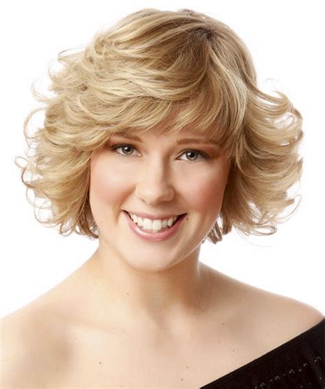 14 Most Beautiful Short Curly Hairstyles And Haircuts For