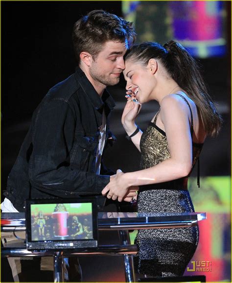 Robert Pattinson And Kristen Stewart Best Kiss Couple