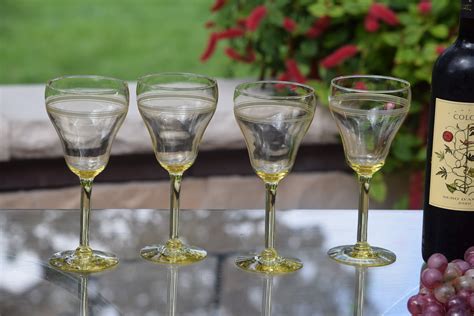 4 vintage etched yellow wine glasses 1940 s elegant tall yellow