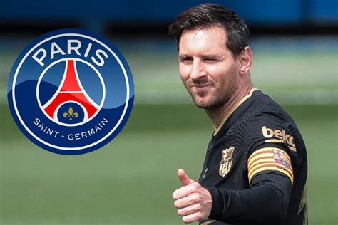 lionel messi offered unbeatable  year contract  psg  french champions eye huge