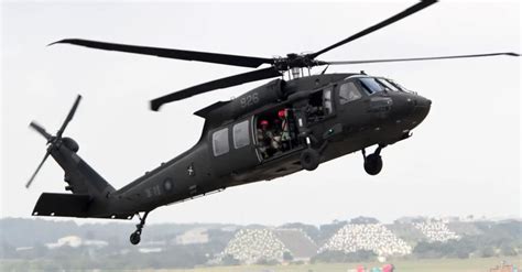 black hawk helicopter crashes  taliban training  killed
