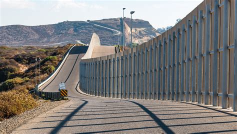 trump  mark completion  border walls  mile  kingman miner miner kingman az