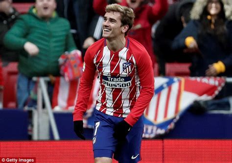 antoine griezmann   wife start barcelona house search daily mail