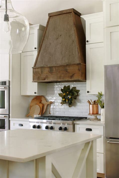 pin  alliann  modern farmhouse   kitchen design rustic kitchen kitchen hoods