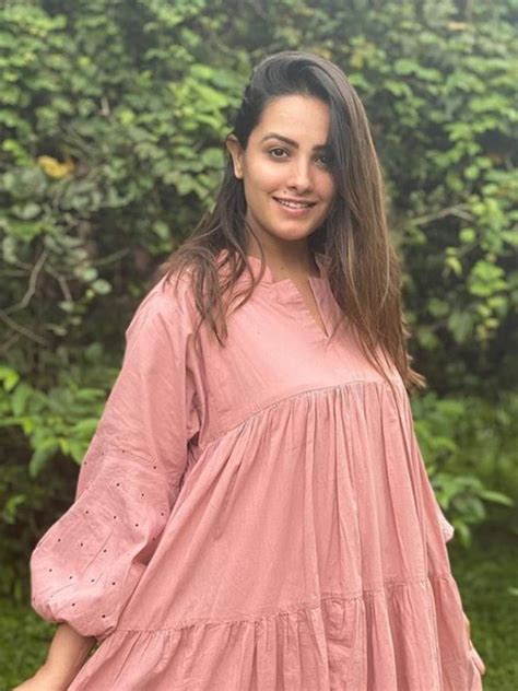 Anita Hassanandanis Comfy Yet Trendy Pregnancy Style Times Of India