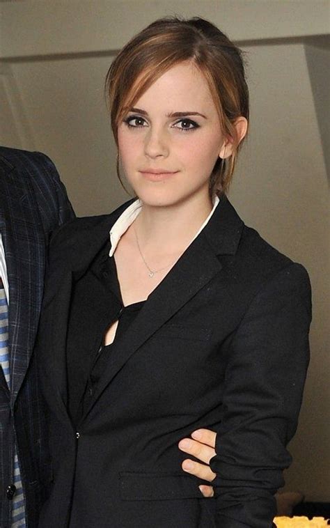 Black Lined Eyes Peinados De Emma Watson Emma Watson