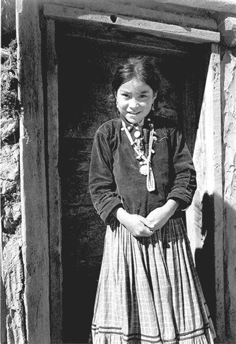 filenavajo girl jpg wikimedia commons