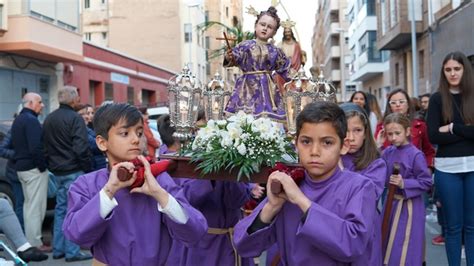 Los Niños Y Niñas Inauguran La Semana Santa De Vila Real Con La