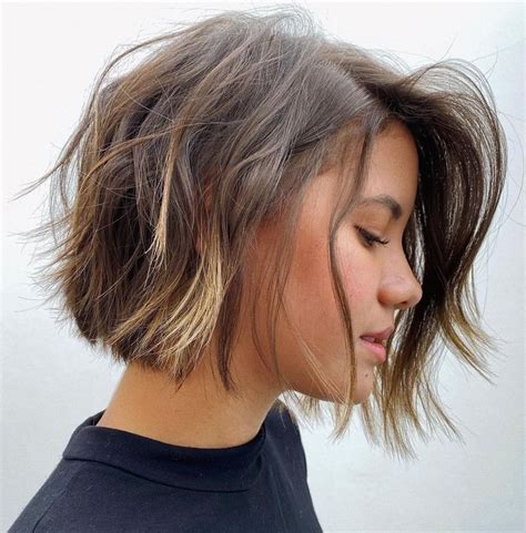 30 Trendy Chin Length Haircuts For Women In 2023 Hair Adviser Chin