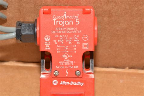 allen bradley guard master trojan  safety switch inv ebay