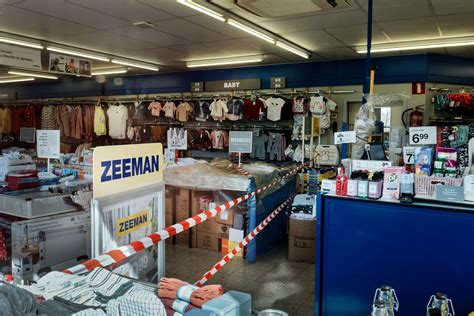 de belgische helft van de winkel is in lockdown de nederlandse helft
