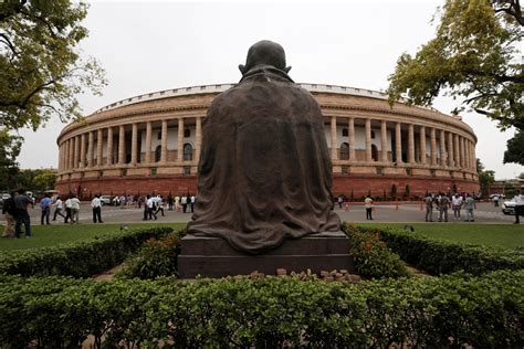 pm modi  lay foundation stone   parliament building costing rs  crore  dec