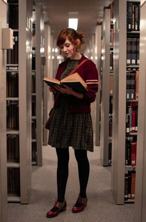 Book Worm Geek Chic Outfits Bookworm Style Fashion