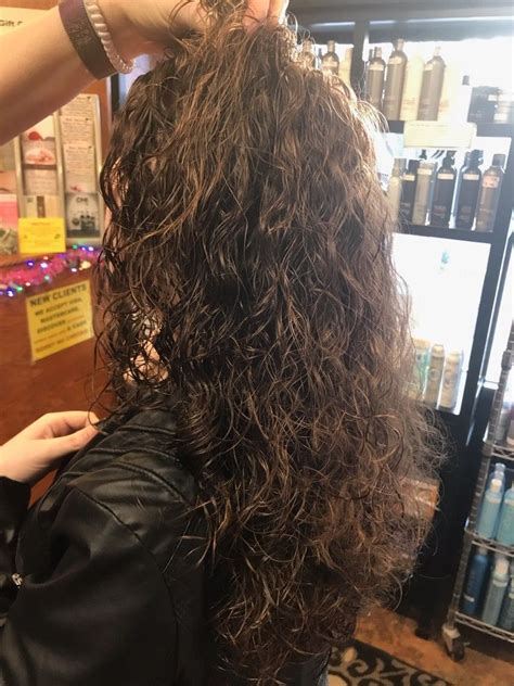 pin  kut  salon  day spa  id   seecurly hair