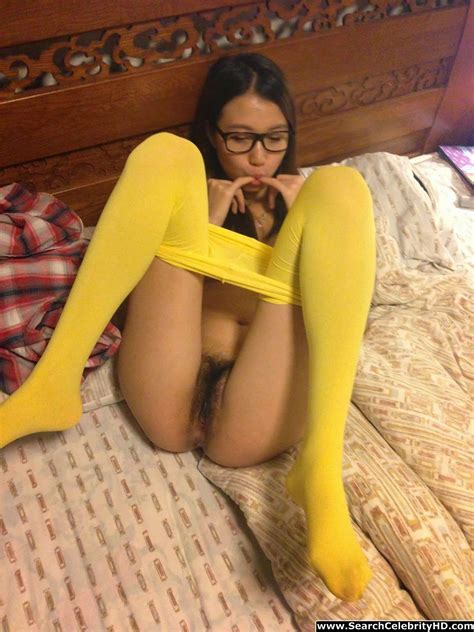 asia porn photo chinese model lee lingyue yellow pantyhose leaked naked photos