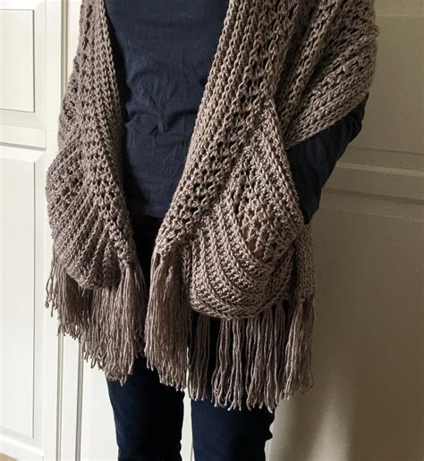 boho chic shawl pattern includes pocketsand  easy   crochet