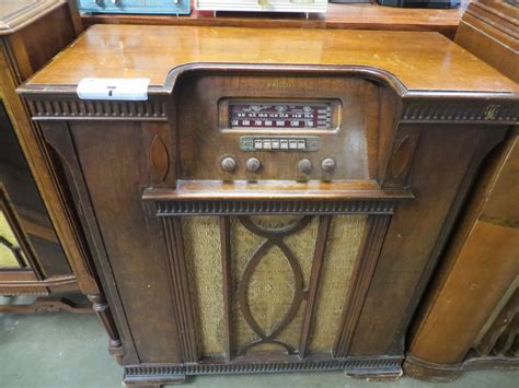 antique   philco radiorecord player