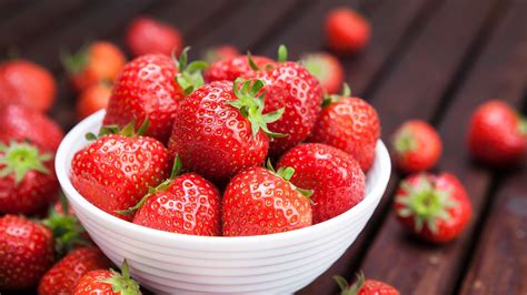 erdbeeren sind koestlich und gesund
